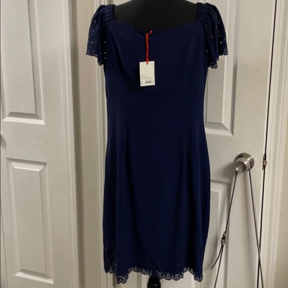 Dress - Picture 2 of 3